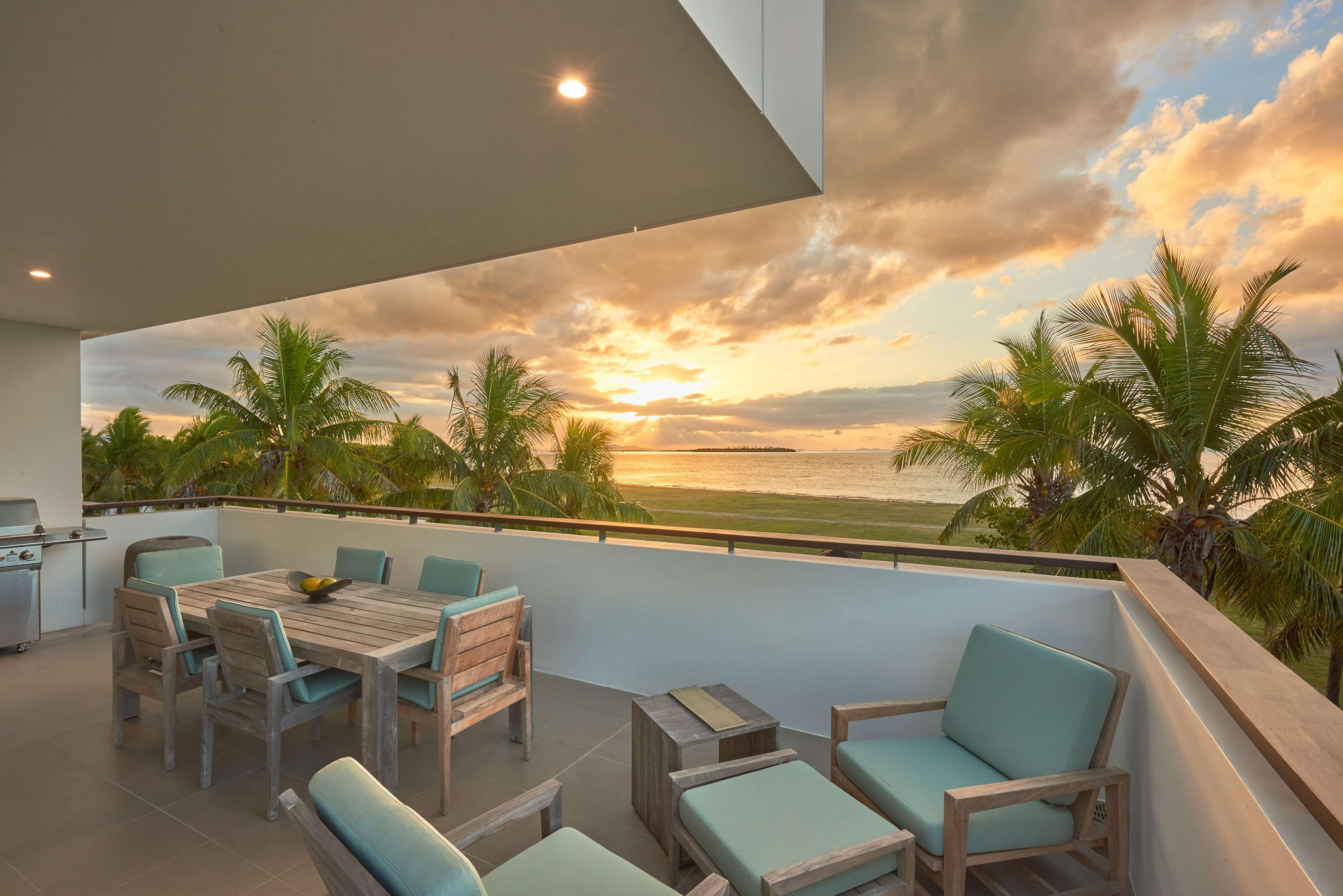 Hilton Fiji Beach Resort And Spa Denarau Island Exterior photo Sunset view from a private balcony